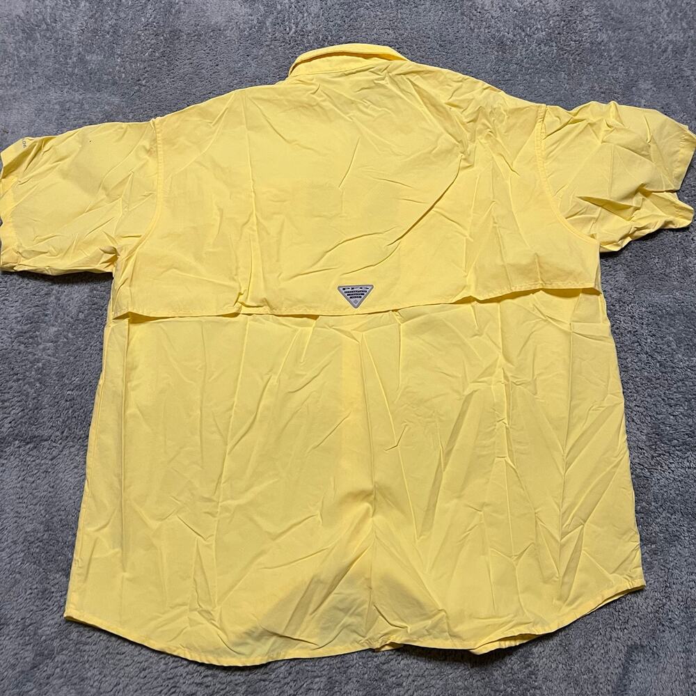 Columbia Men’s Yellow Short-Sleeve Button-Down Shirt - Picture 3 of 8